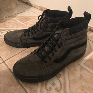Gray/black suede corduroy sk8-hi Vans